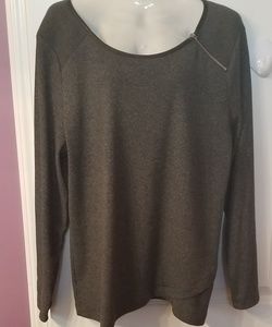 Raffaela grey pull over light sweater